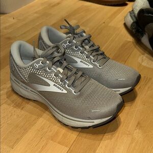 Brooks Gray Running Shoes